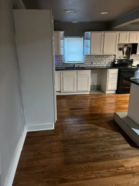 1008 1008 AVENUE Tulsa, OK 74110