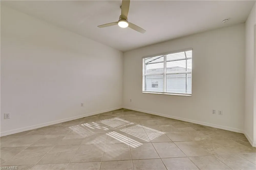 2620 Vine Avenue Naples, FL 34120