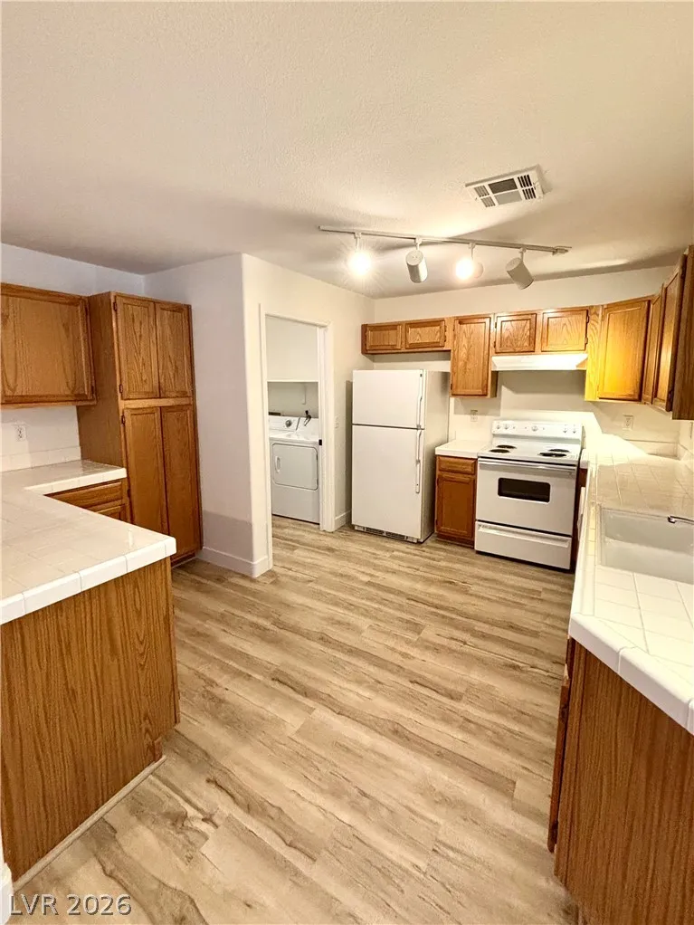 3677 Renovah Street #101 Las Vegas, NV 89129