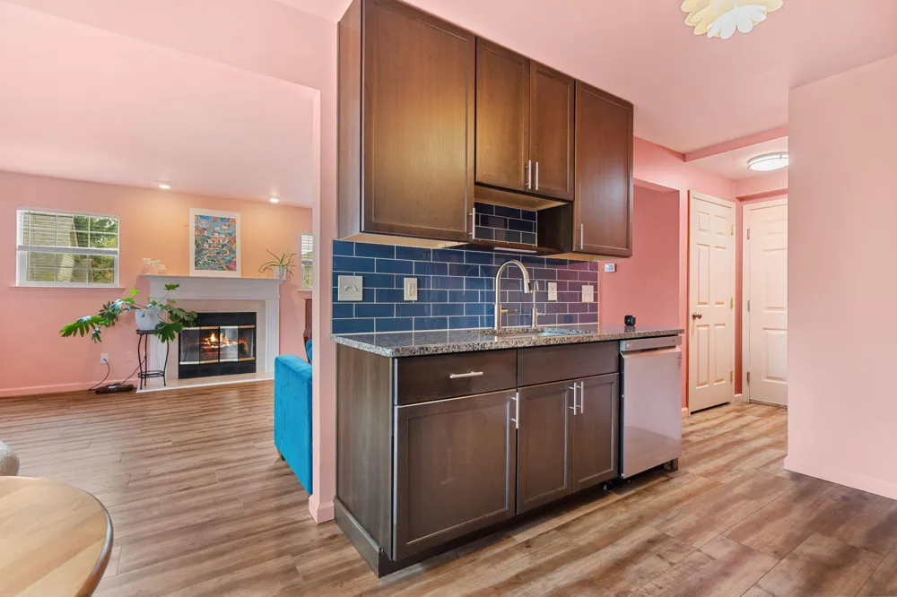 174 Commons Circle Saline City, MI 48176