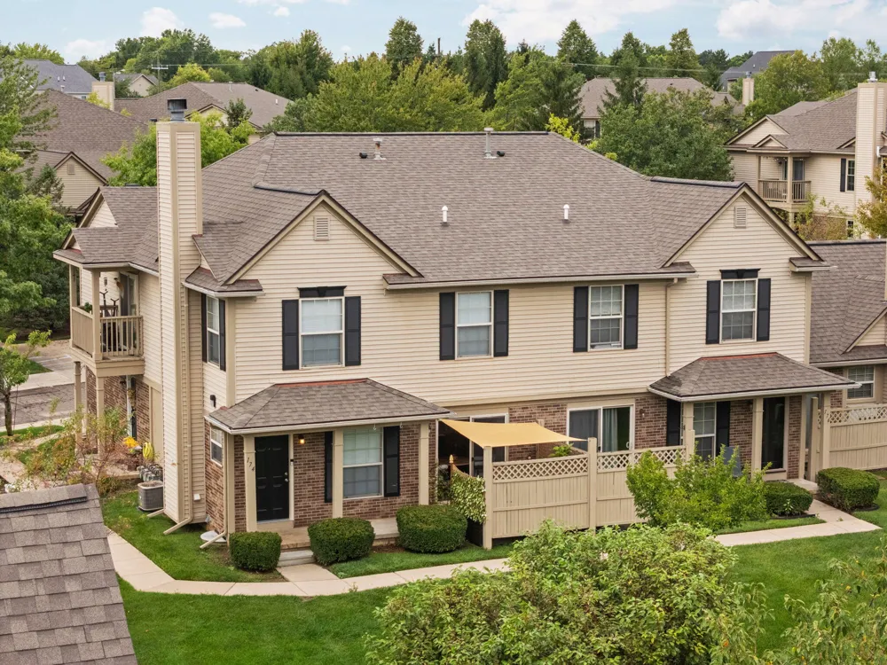 174 Commons Circle Saline City, MI 48176