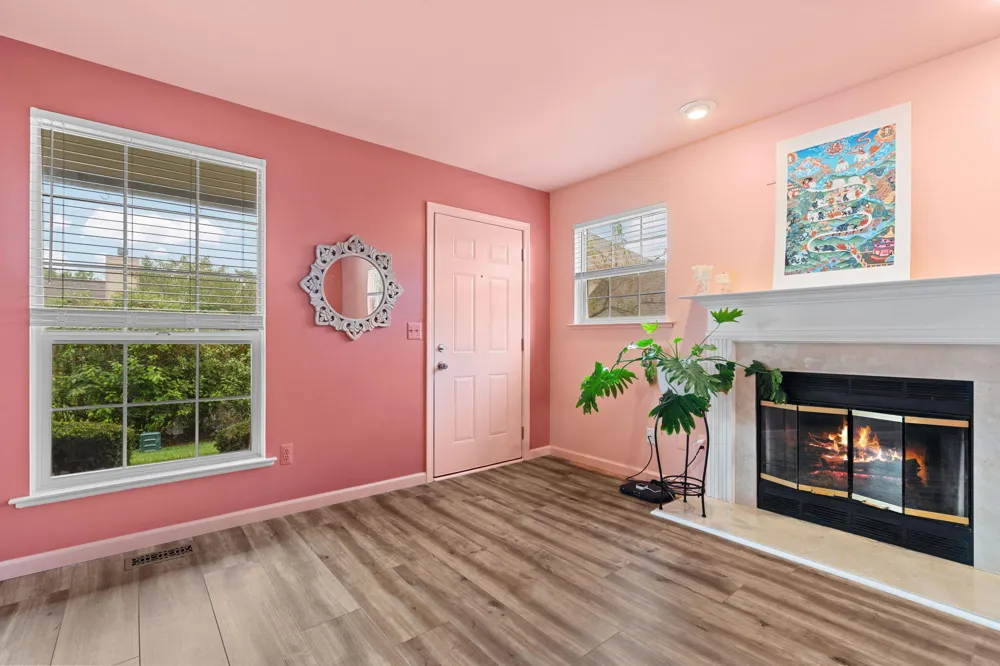 174 Commons Circle Saline City, MI 48176