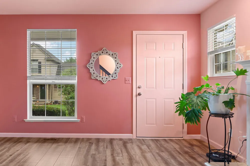 174 Commons Circle Saline City, MI 48176