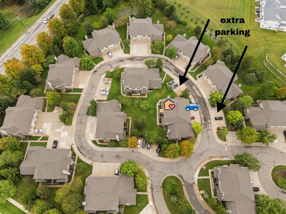 174 Commons Circle Saline City, MI 48176