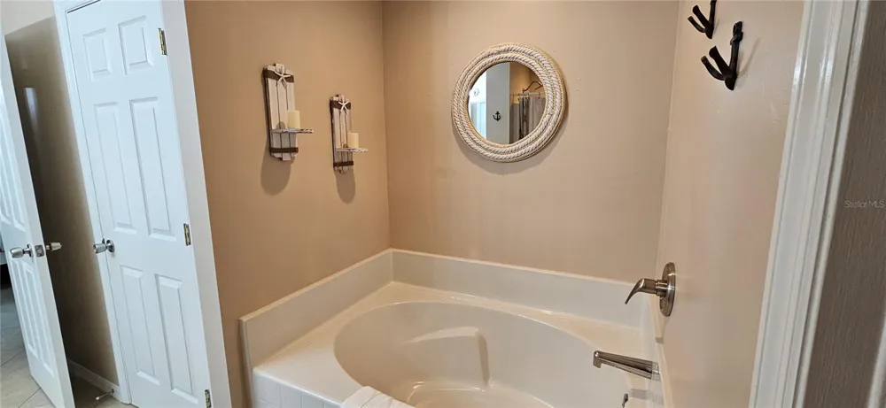 1923 SW 26TH STREET Cape Coral, FL 33914