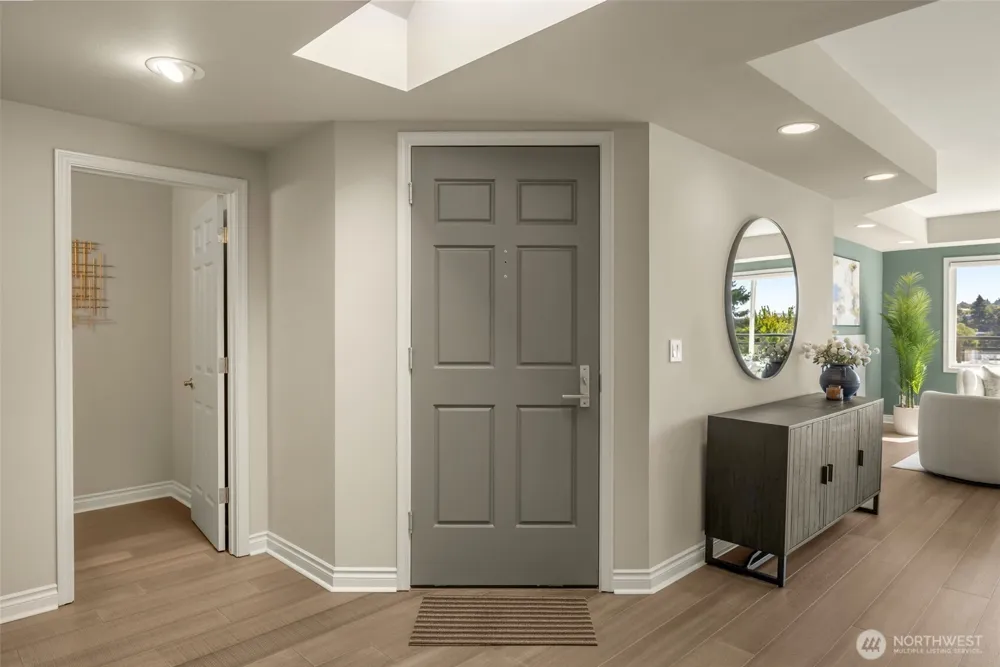 322 5th Avenue #302 Kirkland, WA 98033