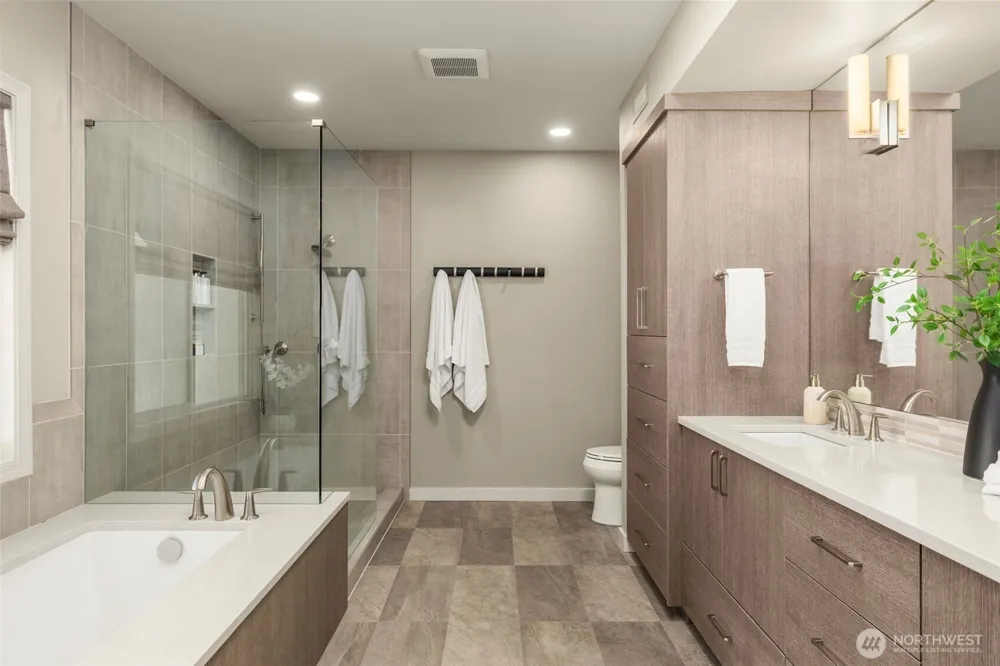 322 5th Avenue #302 Kirkland, WA 98033