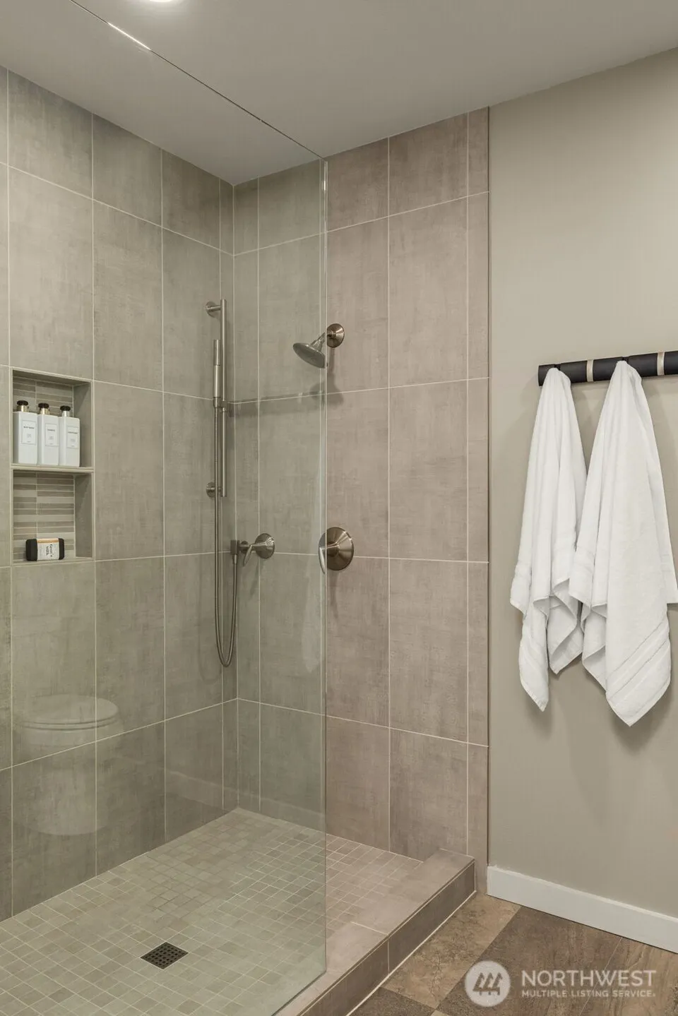 322 5th Avenue #302 Kirkland, WA 98033