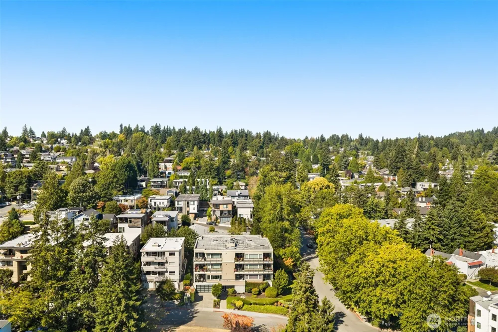 322 5th Avenue #302 Kirkland, WA 98033