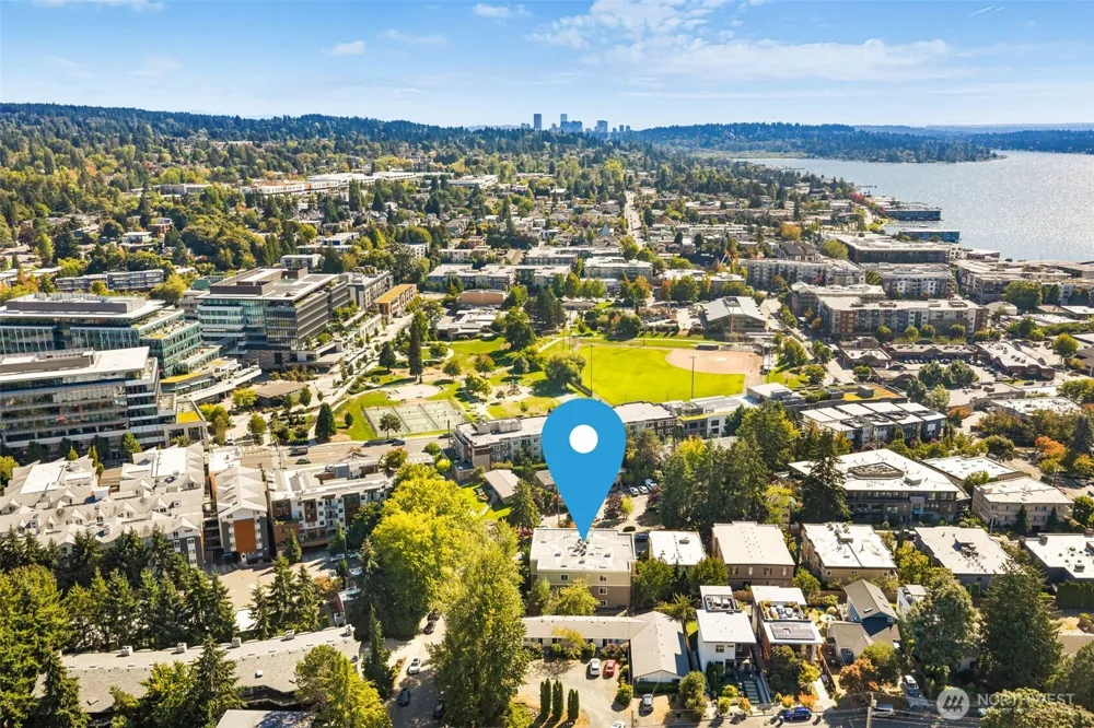 322 5th Avenue #302 Kirkland, WA 98033