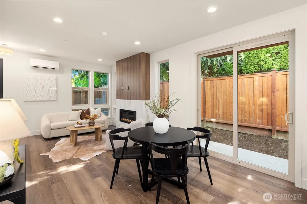 641 18th Avenue W Kirkland, WA 98033