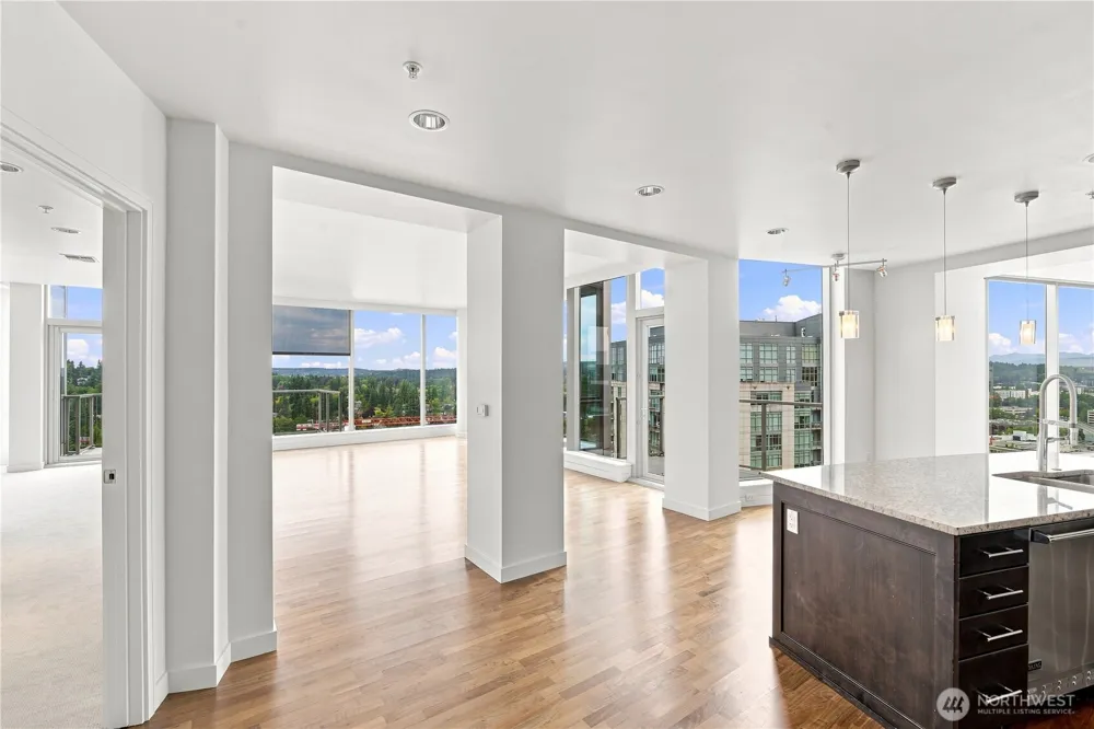 10650 NE 9th Place #2526 Bellevue, WA 98004
