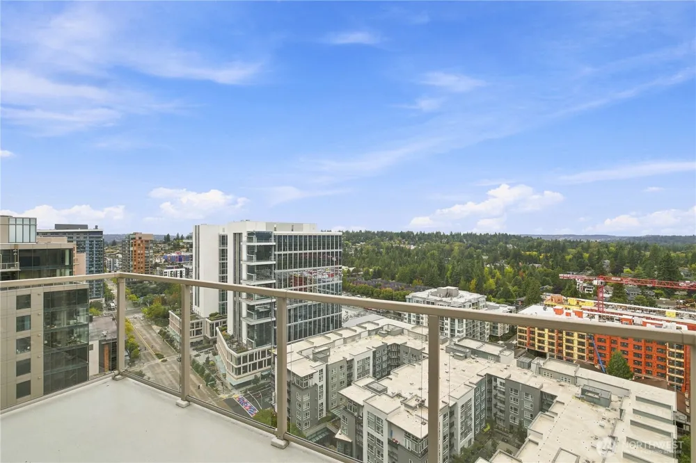 10650 NE 9th Place #2526 Bellevue, WA 98004