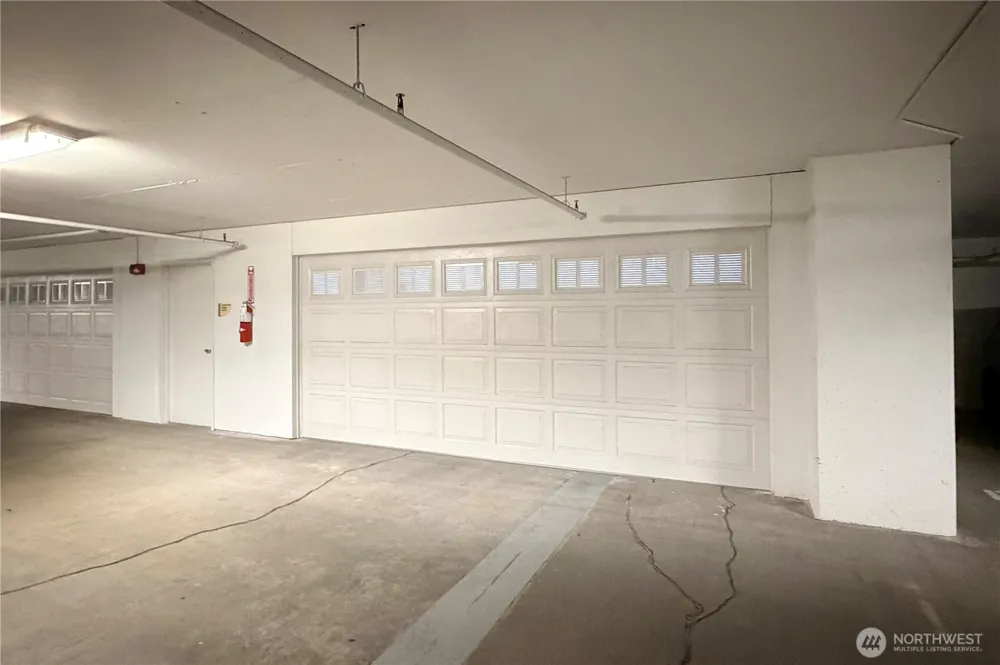 10650 NE 9th Place #2526 Bellevue, WA 98004