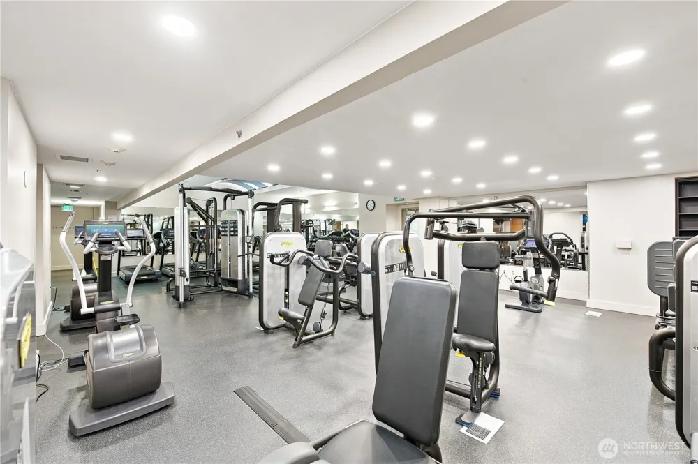 10650 NE 9th Place #2526 Bellevue, WA 98004