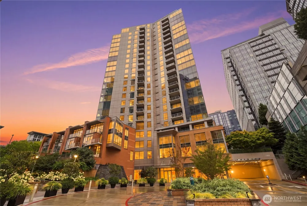 10650 NE 9th Place #2526 Bellevue, WA 98004