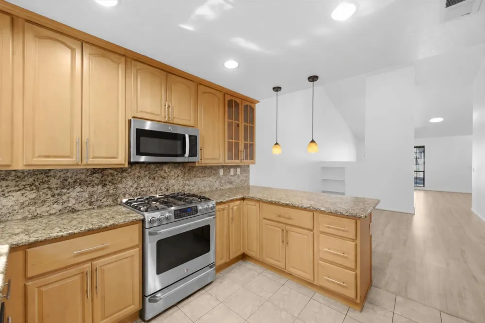 1618 Valdora Street Davis, CA 95618