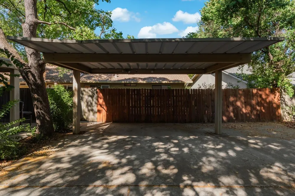 1618 Valdora Street Davis, CA 95618