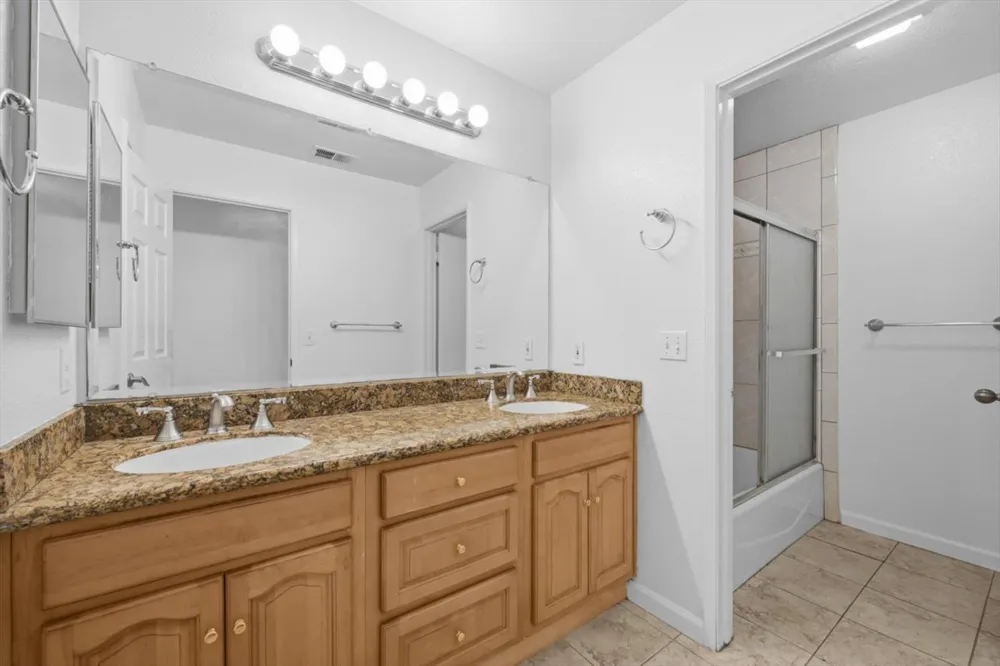 1618 Valdora Street Davis, CA 95618