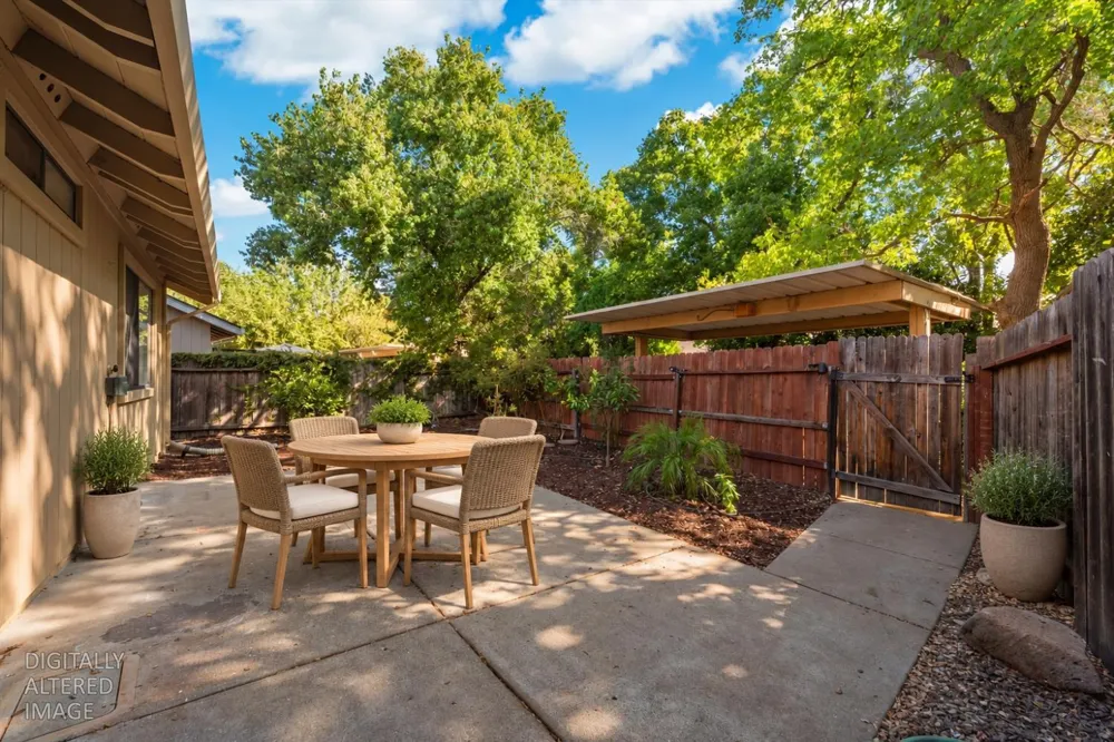 1618 Valdora Street Davis, CA 95618