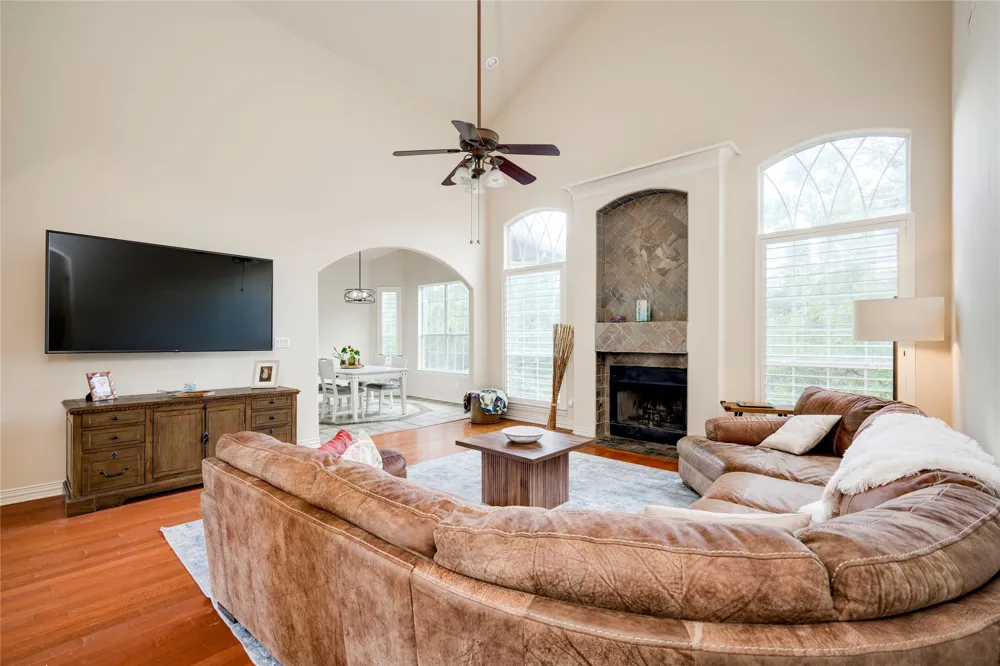 5600 Spurflower Drive Austin, TX 78759