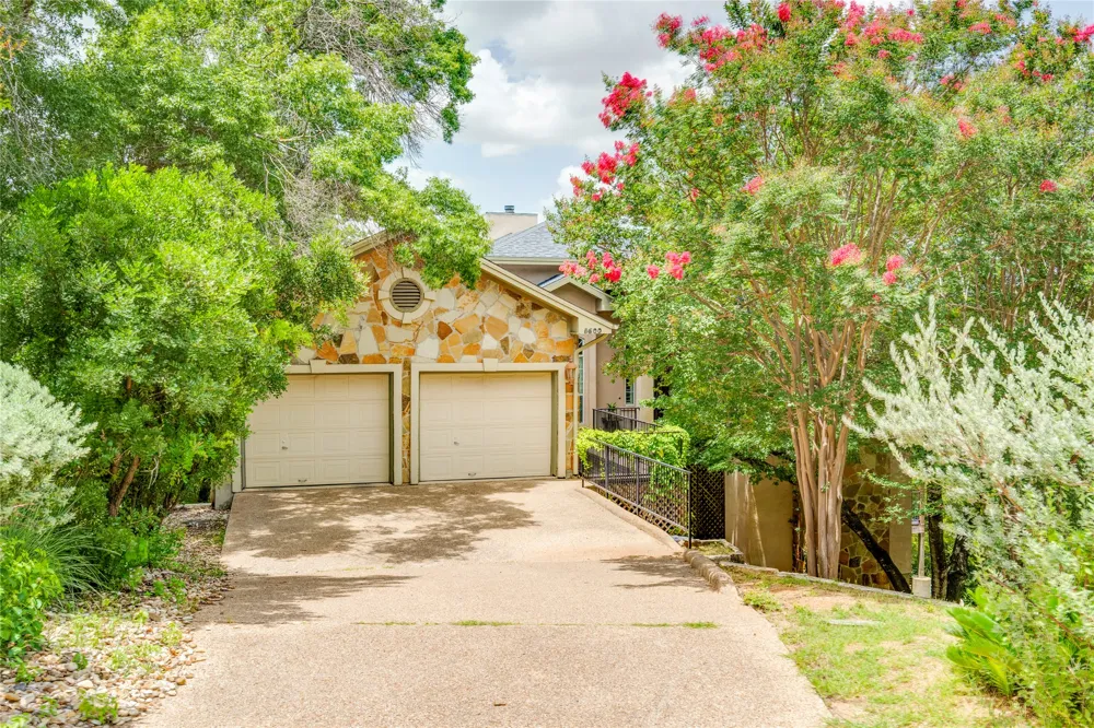 5600 Spurflower Drive Austin, TX 78759