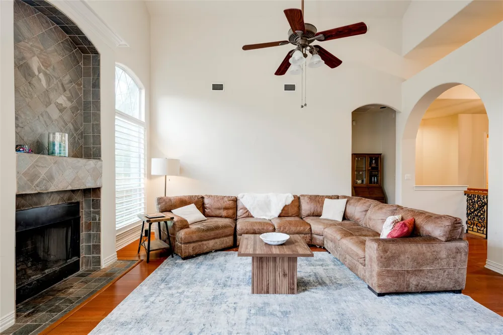 5600 Spurflower Drive Austin, TX 78759