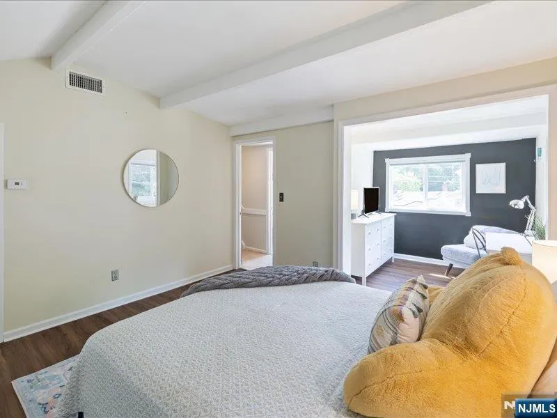 30 Laurel Drive Wayne, NJ 07470