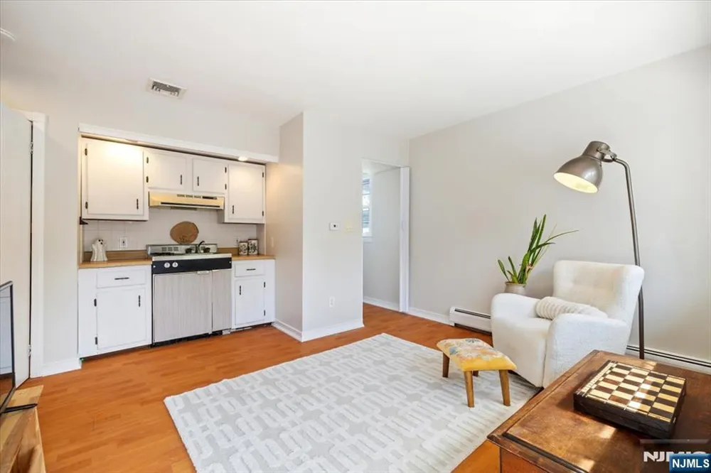 30 Laurel Drive Wayne, NJ 07470
