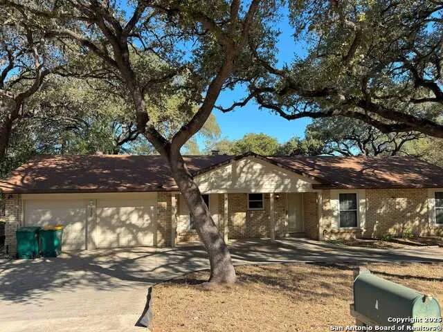 1256 CIBOLO TR Universal City, TX 78148