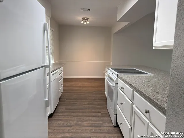 1256 CIBOLO TR Universal City, TX 78148