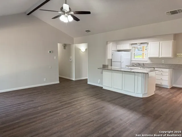 1256 CIBOLO TR Universal City, TX 78148
