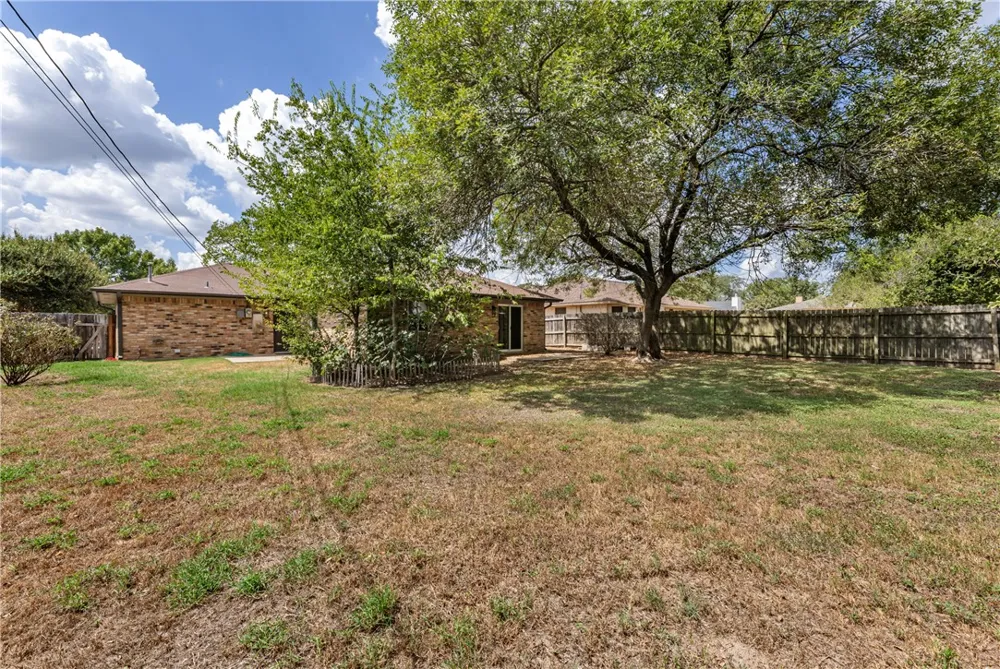 4116 Kenwood Drive Bryan, TX 77802
