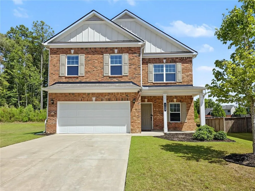 918 Brittfield Way Loganville, GA 30052