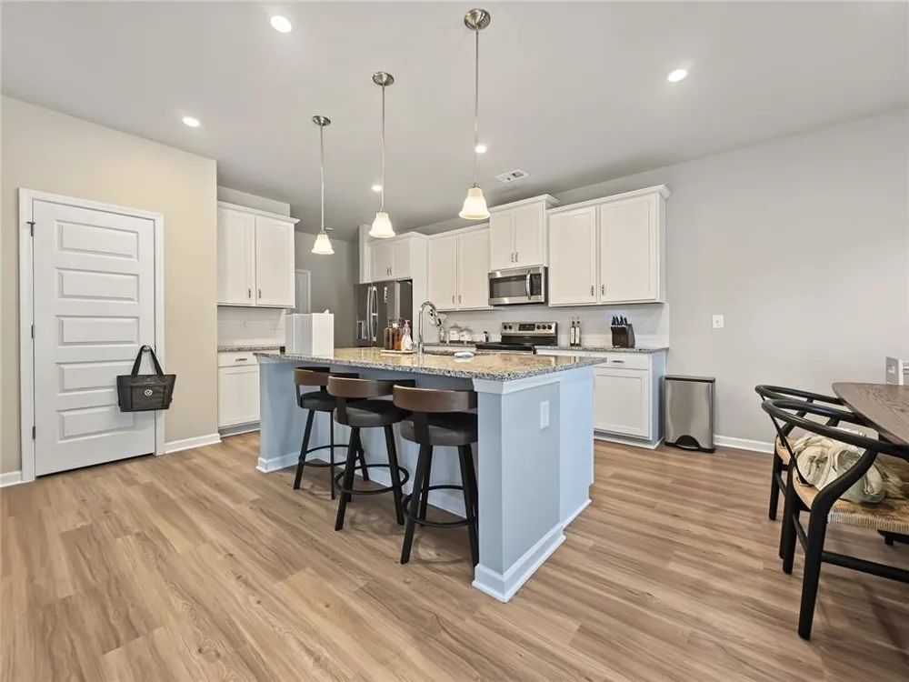 918 Brittfield Way Loganville, GA 30052