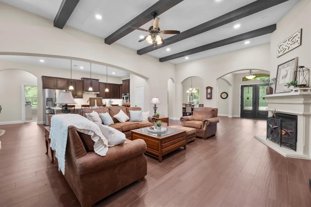 8938 Catamaran Way Montgomery, TX 77316