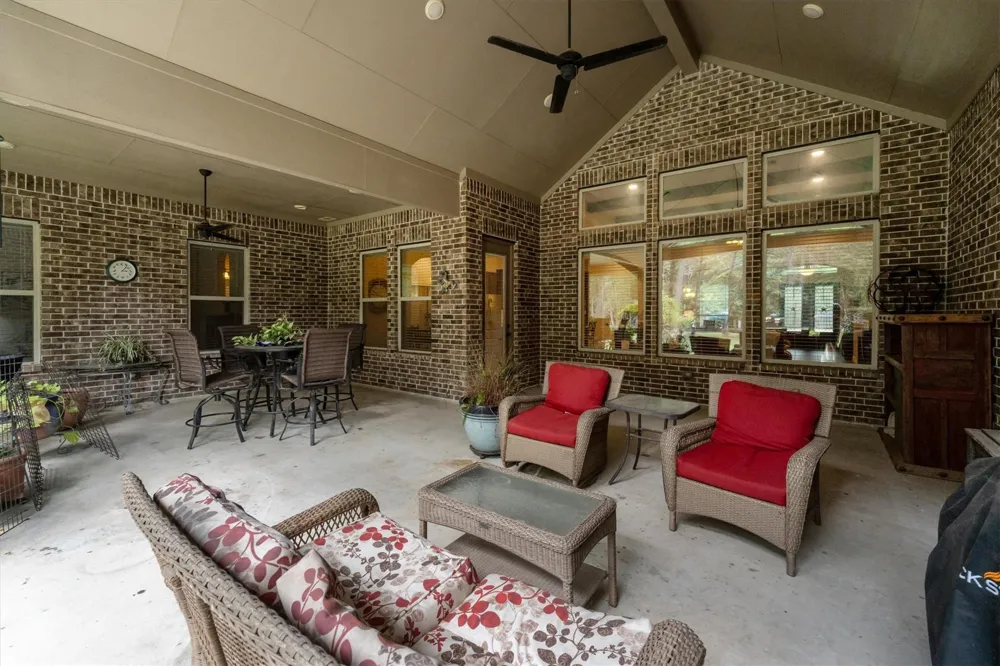 8938 Catamaran Way Montgomery, TX 77316