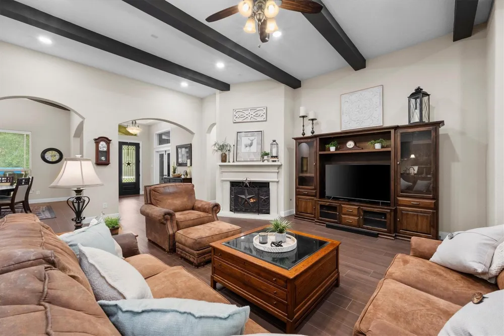 8938 Catamaran Way Montgomery, TX 77316