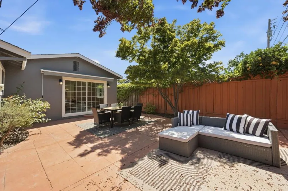 567 Yurok Circle San Jose, CA 95123