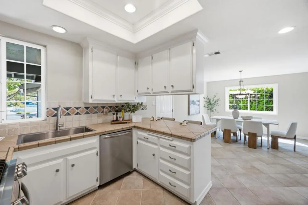 567 Yurok Circle San Jose, CA 95123