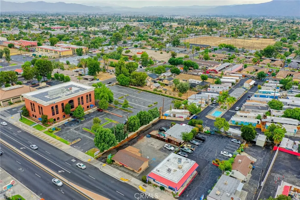 1900 E Florida Hemet, CA 92544