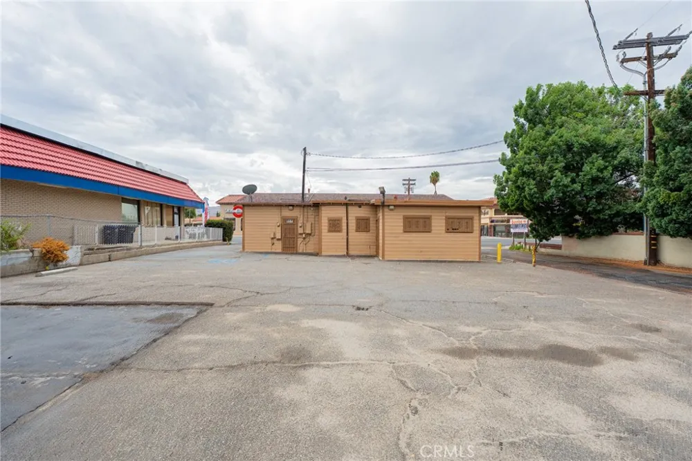 1900 E Florida Hemet, CA 92544