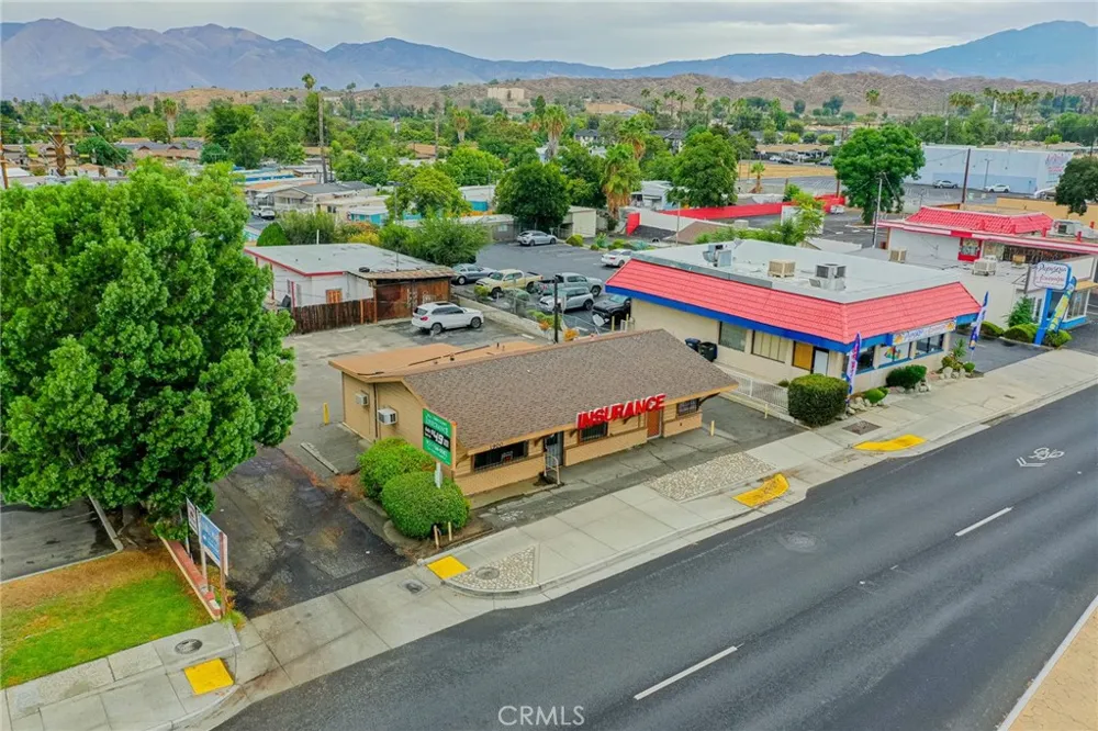 1900 E Florida Hemet, CA 92544