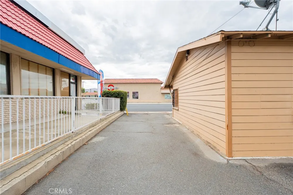 1900 E Florida Hemet, CA 92544