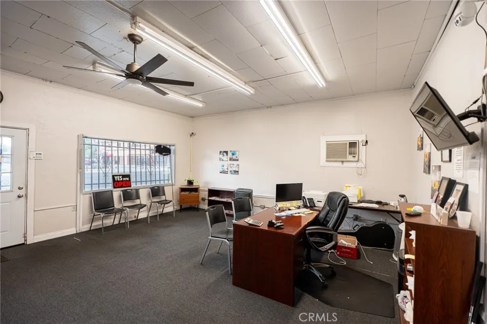 1900 E Florida Hemet, CA 92544