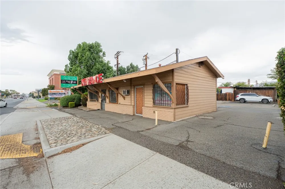 1900 E Florida Hemet, CA 92544