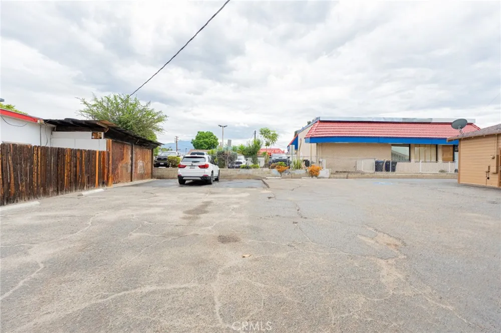 1900 E Florida Hemet, CA 92544