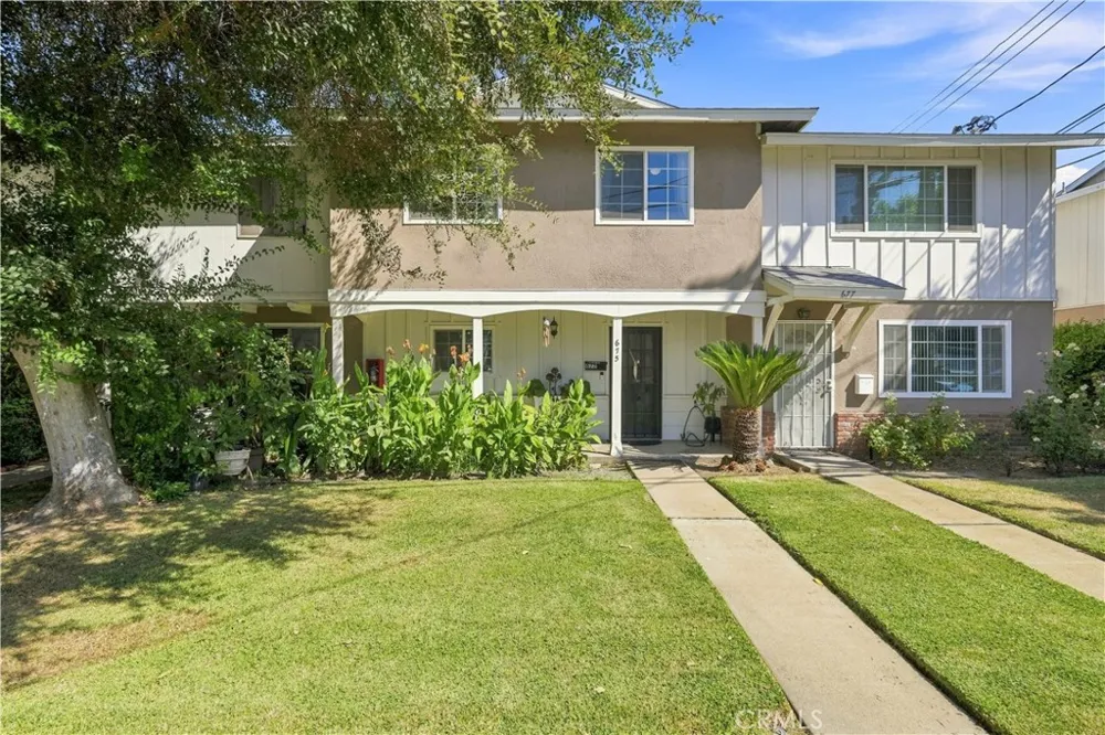 675 E Lee Place Azusa, CA 91702