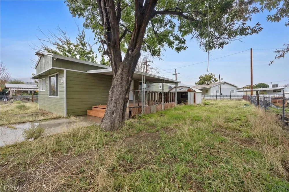 1913 Chain Avenue Lake Isabella, CA 93240