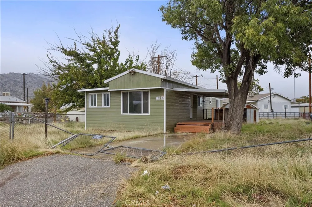 1913 Chain Avenue Lake Isabella, CA 93240